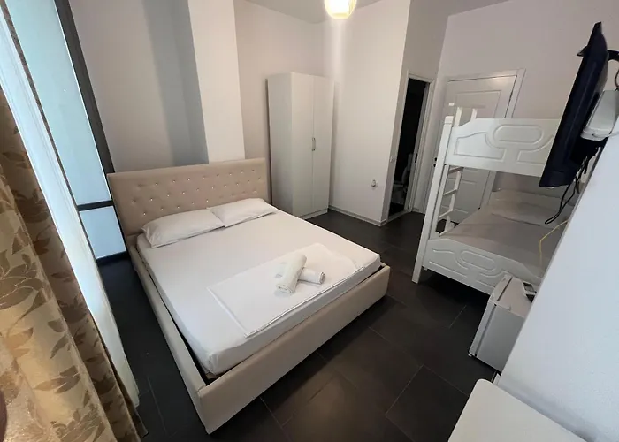 Seaside Toska Hotel *